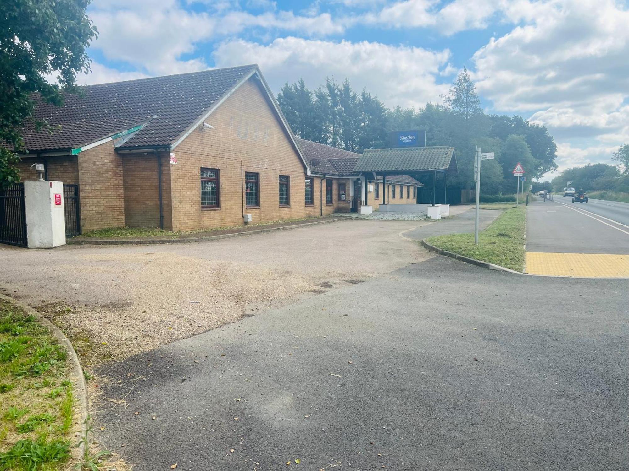 Oyo Stay Inn Express, Cambridge Papworth Everard Extérieur photo