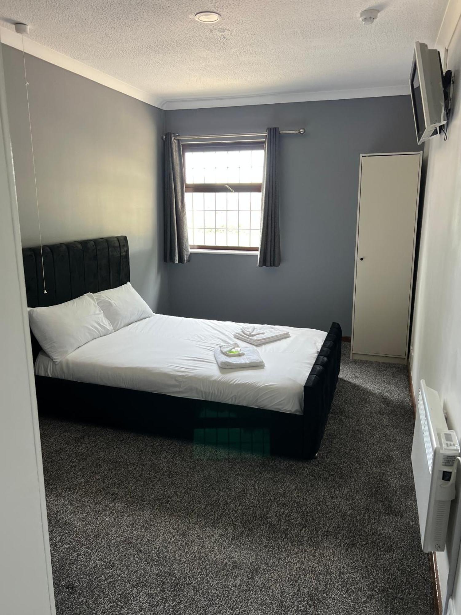 Oyo Stay Inn Express, Cambridge Papworth Everard Extérieur photo