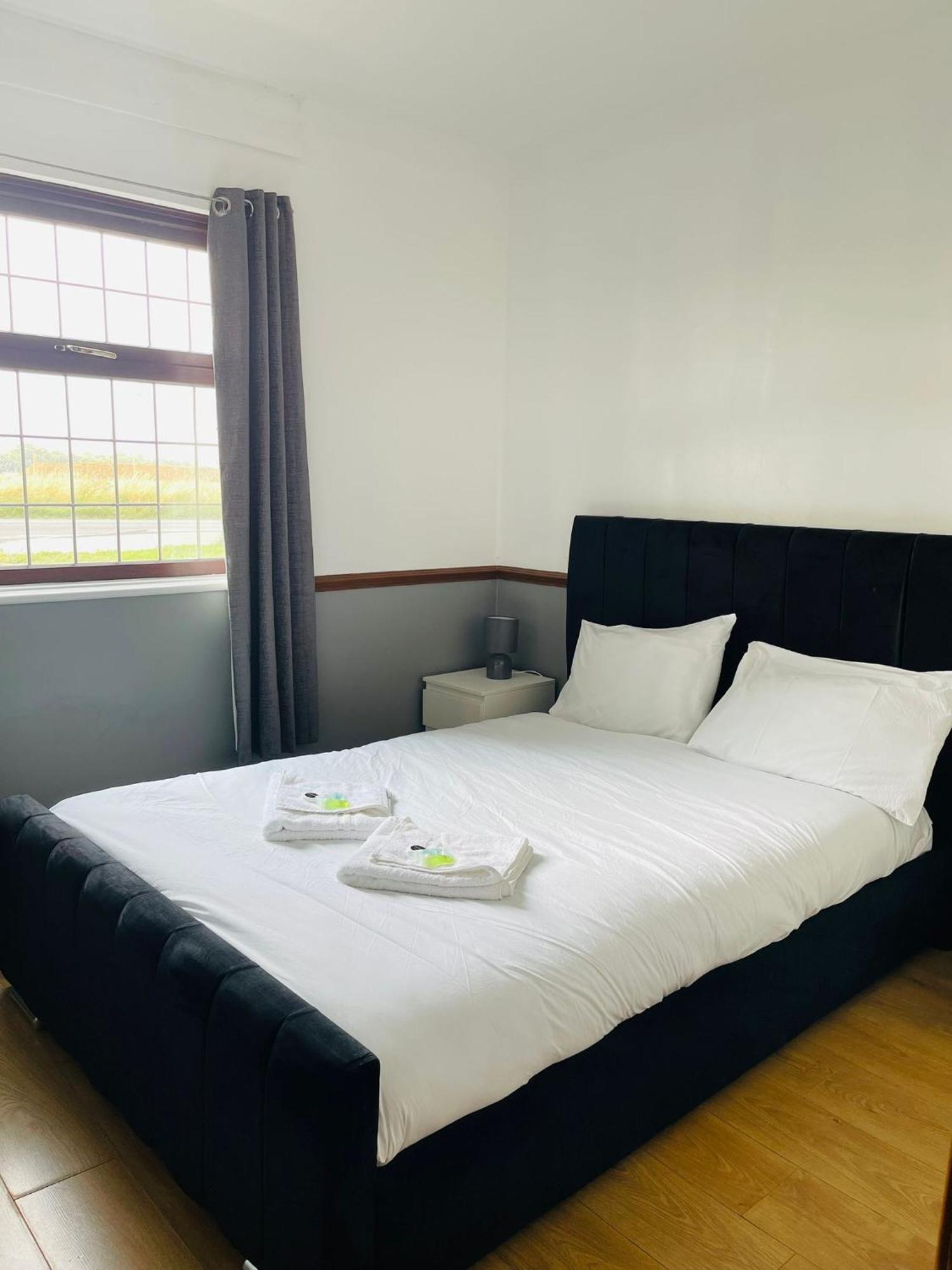 Oyo Stay Inn Express, Cambridge Papworth Everard Extérieur photo
